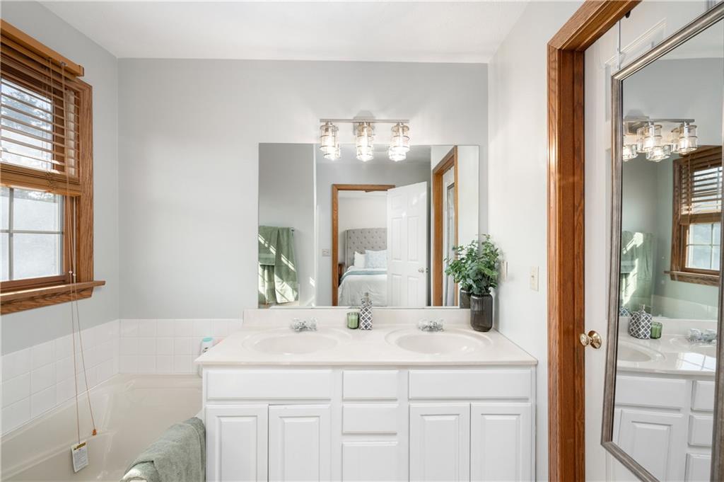 104 Manor Court Butler, PA 16001 - Photo 26 of 33