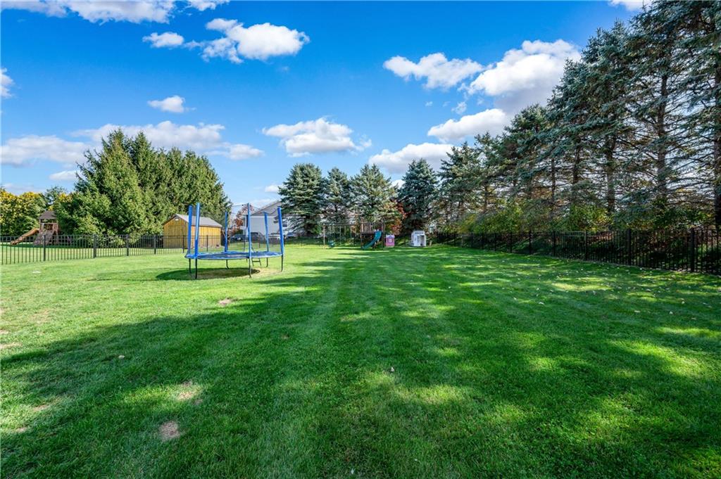 104 Manor Court Butler, PA 16001 - Photo 32 of 33