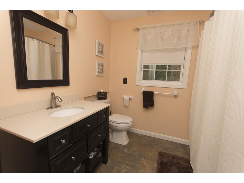 46 Scribner Road Fremont, NH 03044 - Photo 17 of 35