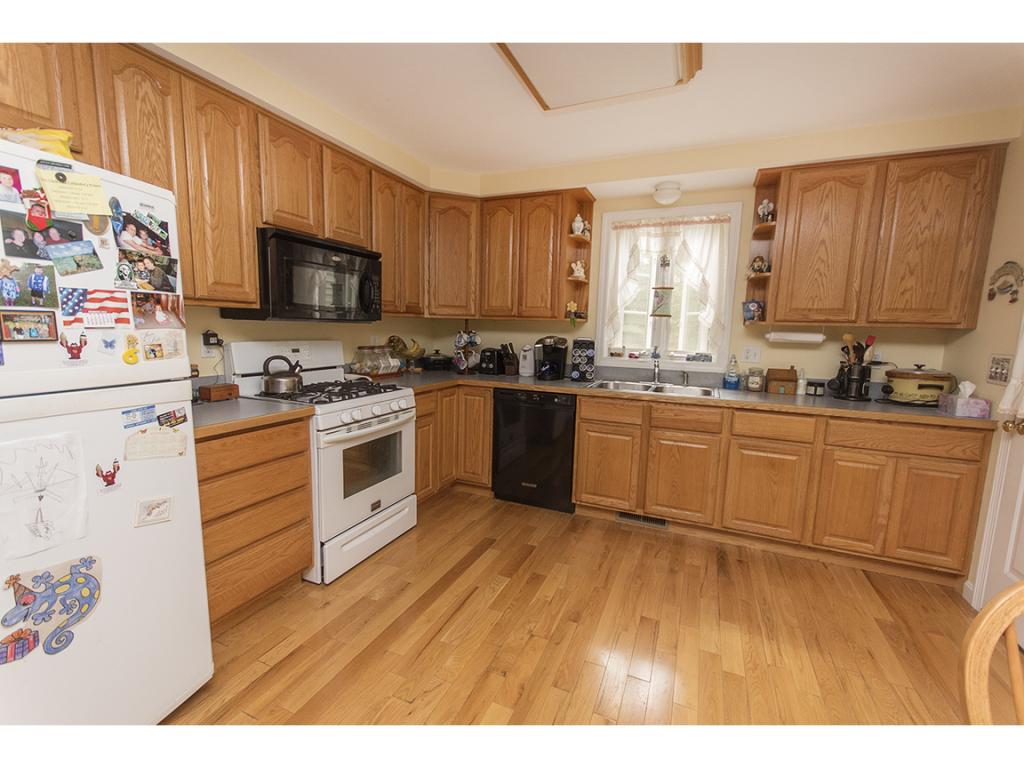 46 Scribner Road Fremont, NH 03044 - Photo 22 of 35