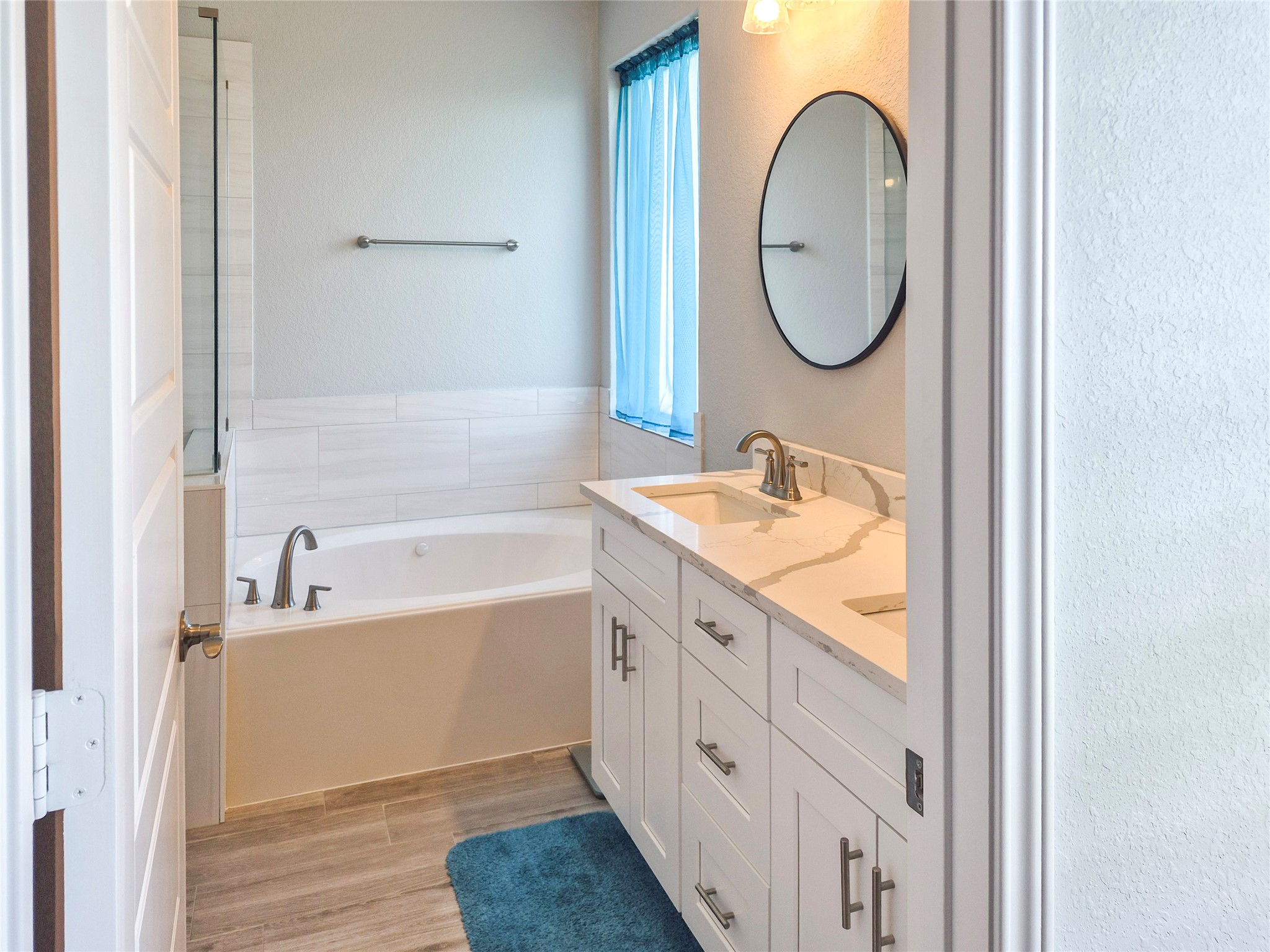 1325 Palomino Trail Angleton, TX 77515 - Photo 15 of 36 a bathroom with a sink and a mirror
