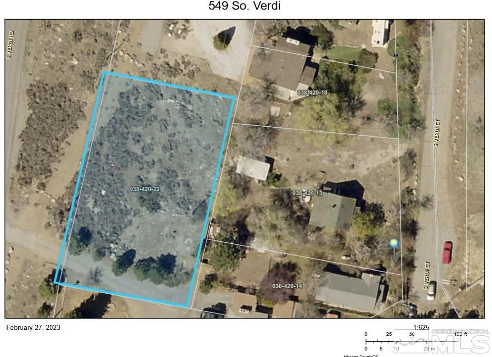 549 South Verdi Road Verdi, NV 89439 - Photo 5 of 11 a black and white photo of a bathroom