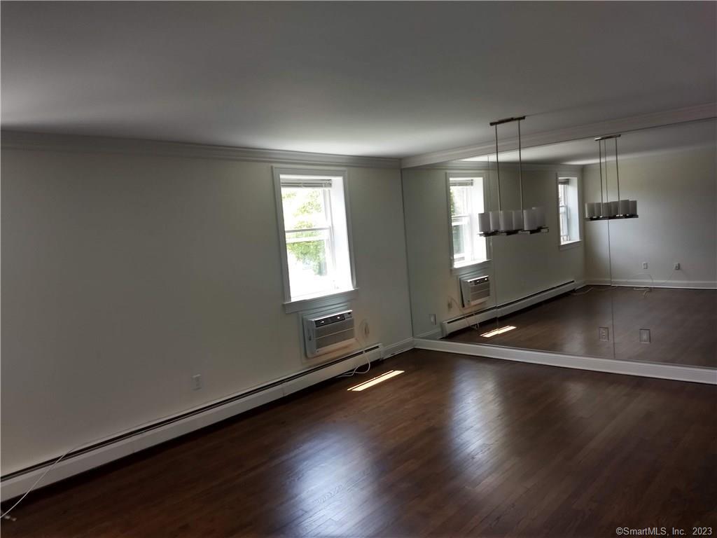 391 Reef Road, Unit 1A Fairfield, CT 06824 - Photo 2 of 18