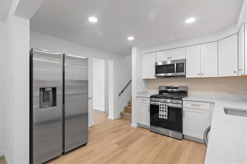 208 Washington Road Pittsburgh, PA 15221 - Photo 10 of 41 Gallery Image 10