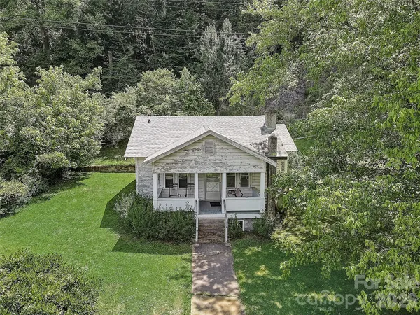 $480,000 | 1820 Grapevine Road, Marshall, NC 28753