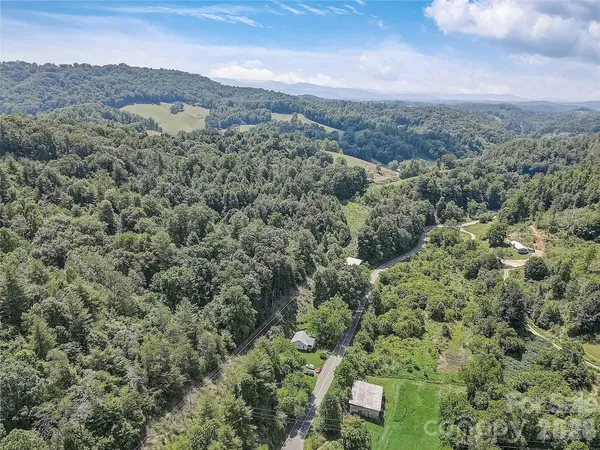 $480,000 | 1820 Grapevine Road, Marshall, NC 28753