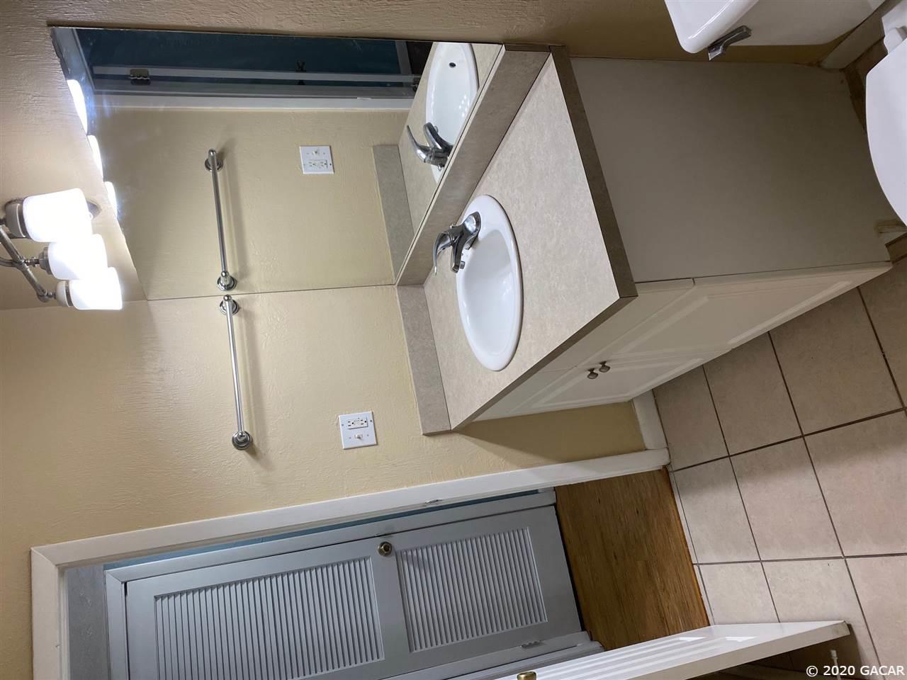 501 Southwest 75th Street, Unit H5 Gainesville, FL 32607 - Photo 16 of 18 Gallery Image 16