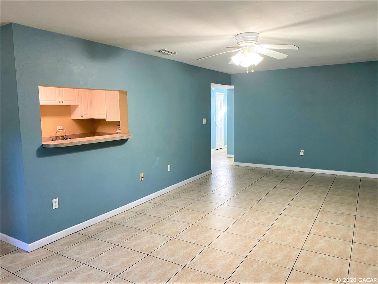 501 Southwest 75th Street, Unit H5 Gainesville, FL 32607 - Photo 3 of 18 Gallery Image 3