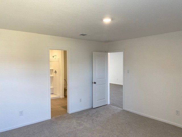 5283 Israel Grace Way Houston, TX 77048 - Photo 14 of 27 Master Bedroom