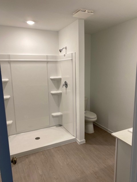 5283 Israel Grace Way Houston, TX 77048 - Photo 16 of 27 Master Bath