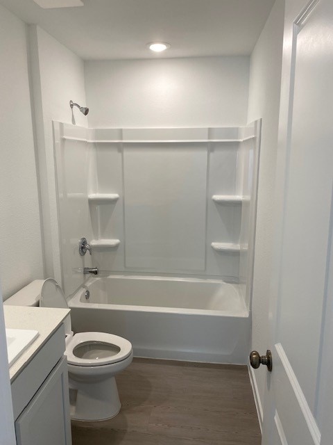 5283 Israel Grace Way Houston, TX 77048 - Photo 22 of 27 2nd Full Bath