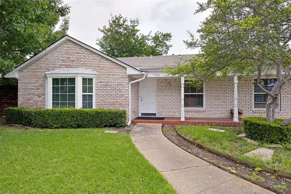 $2,295 | 7726 Dentcrest Drive, Dallas, TX 75254