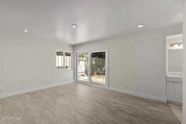 $4,300 | 248 Cedar Heights Drive, Thousand Oaks, CA 91360