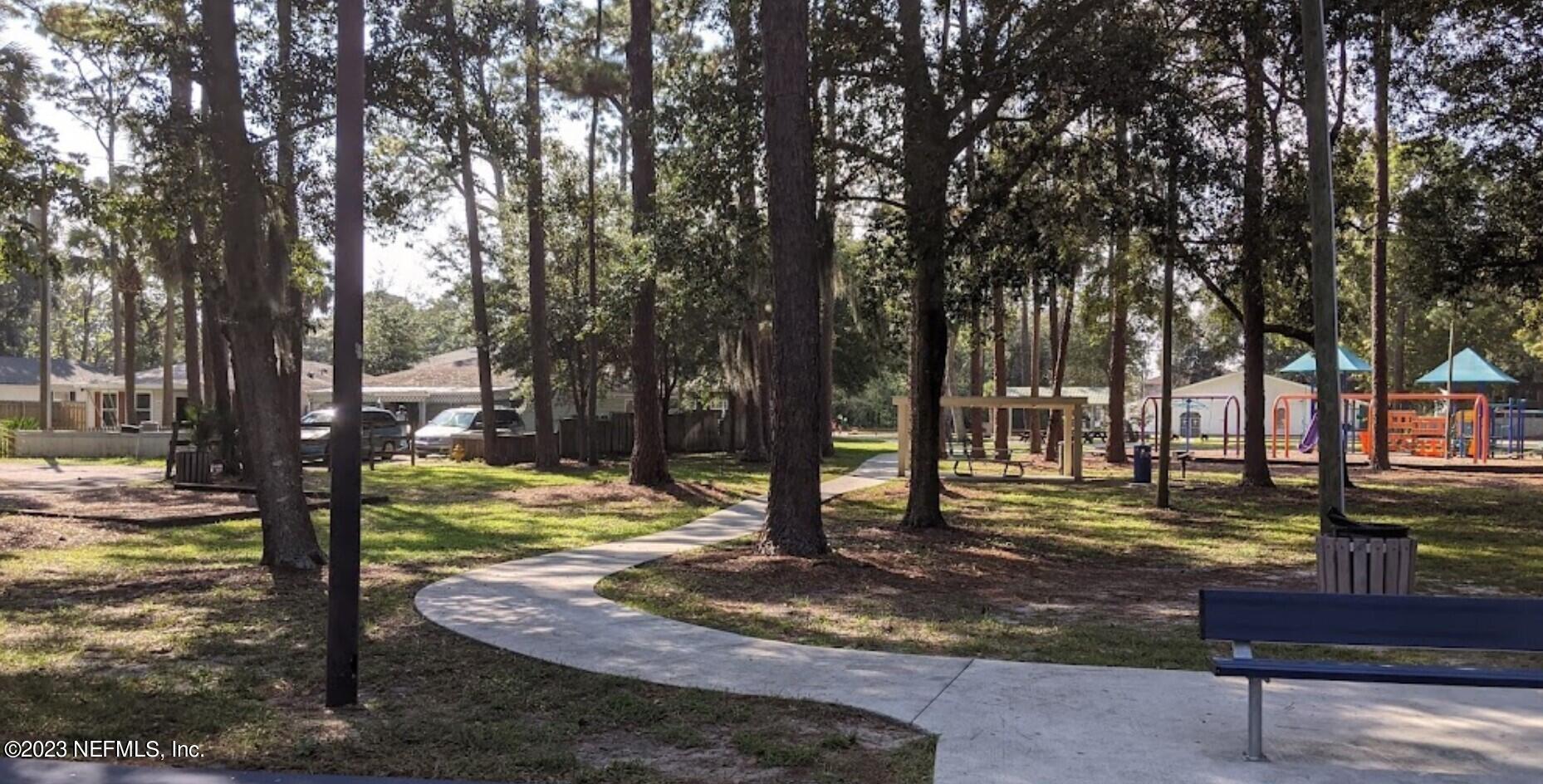 60 Jackson Road Atlantic Beach, FL 32233 - Photo 40 of 42 a view of a park with large trees