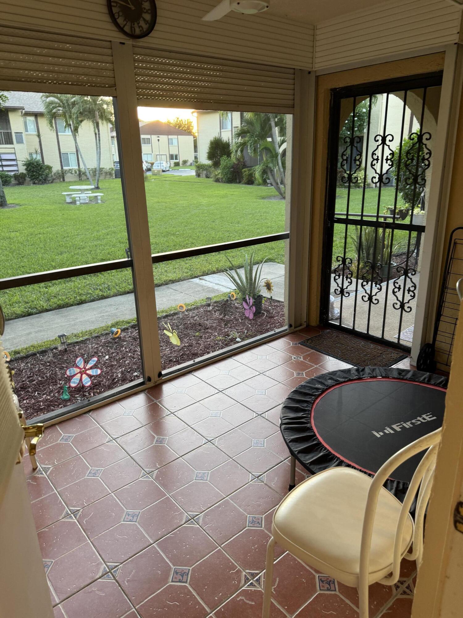 311 Pine Ridge Circle, Unit B1 Greenacres, FL 33463 - Photo 3 of 8 IMG_5264