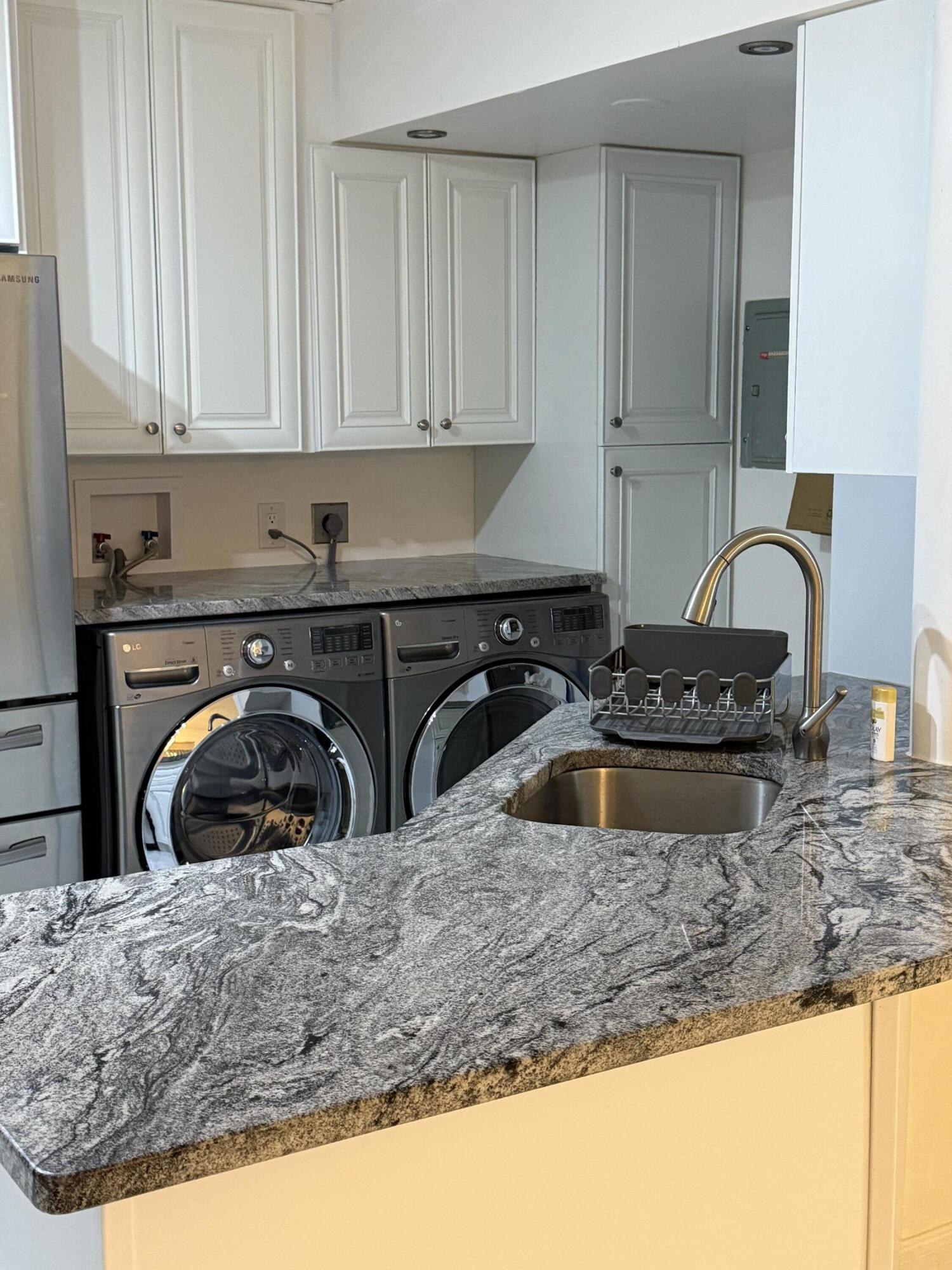 311 Pine Ridge Circle, Unit B1 Greenacres, FL 33463 - Photo 5 of 8 IMG_5274