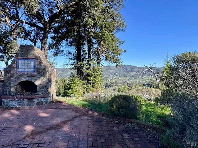 $475,000 | 3870 Skyfarm Drive, Santa Rosa, CA 95403
