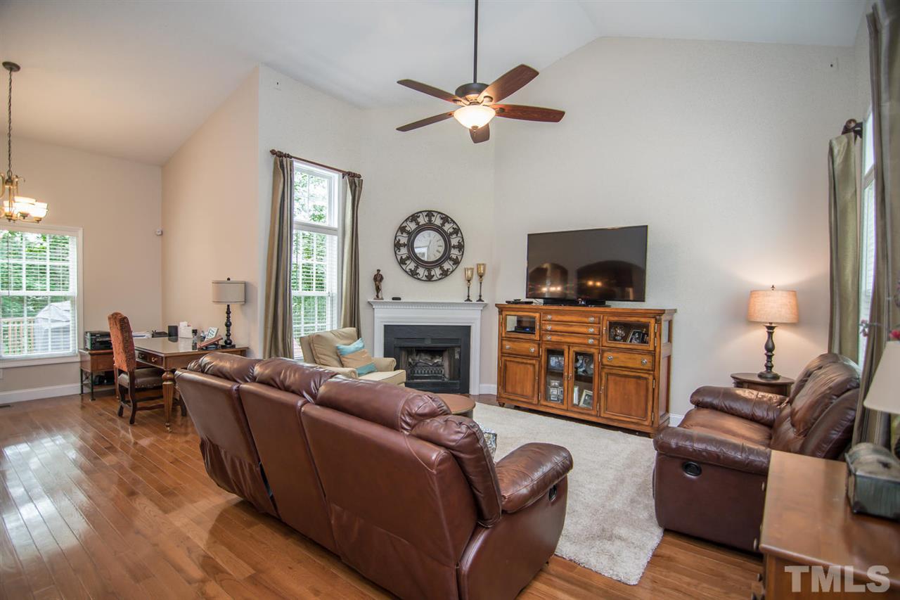 1309 Red Twig Road Apex, NC 27502 - Photo 3 of 17 Gallery Image 3