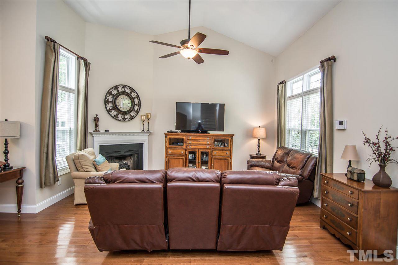 1309 Red Twig Road Apex, NC 27502 - Photo 4 of 17 Gallery Image 4