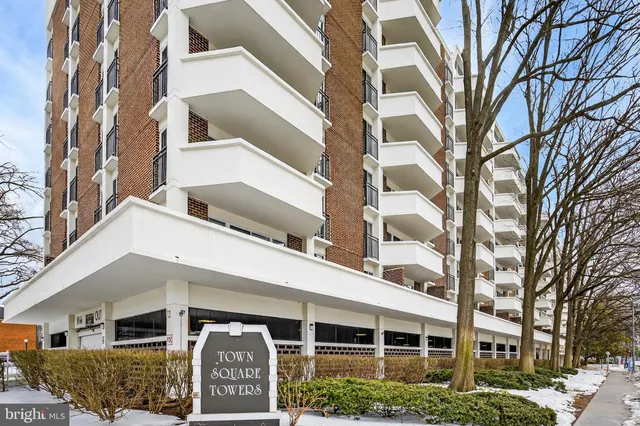 $369,000 | 700 7th Street Southwest, Unit 826, Washington, DC 20024