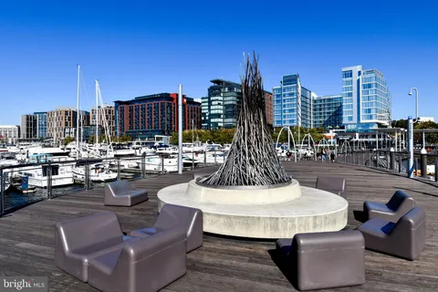 $349,900 | 700 7th Street Southwest, Unit 826, Washington, DC 20024