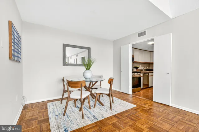 $369,000 | 700 7th Street Southwest, Unit 826, Washington, DC 20024