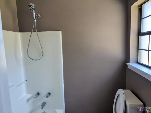 $1,750 | Undisclosed Address, Gonzales, LA 70737