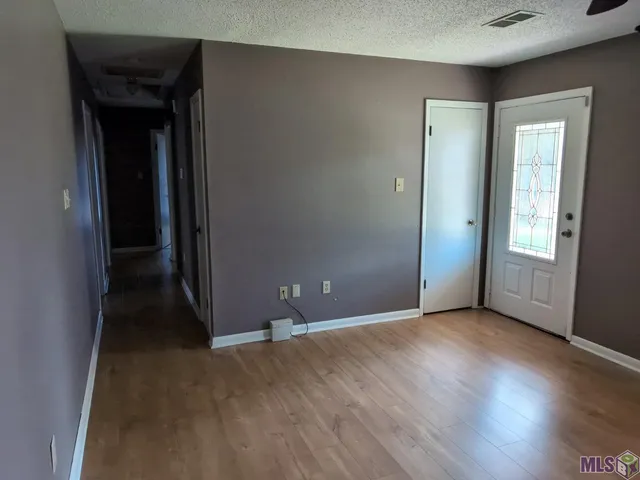 $1,750 | Undisclosed Address, Gonzales, LA 70737