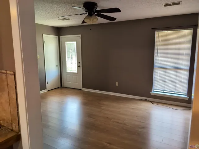 $1,750 | Undisclosed Address, Gonzales, LA 70737