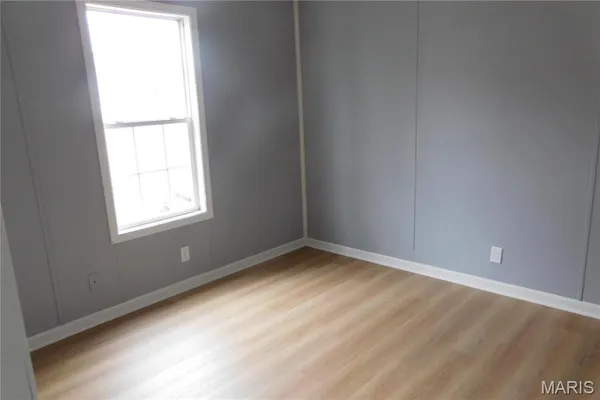 $36,000 | 616 South State Rt 37, Unit 16, Kinmundy, IL 62854