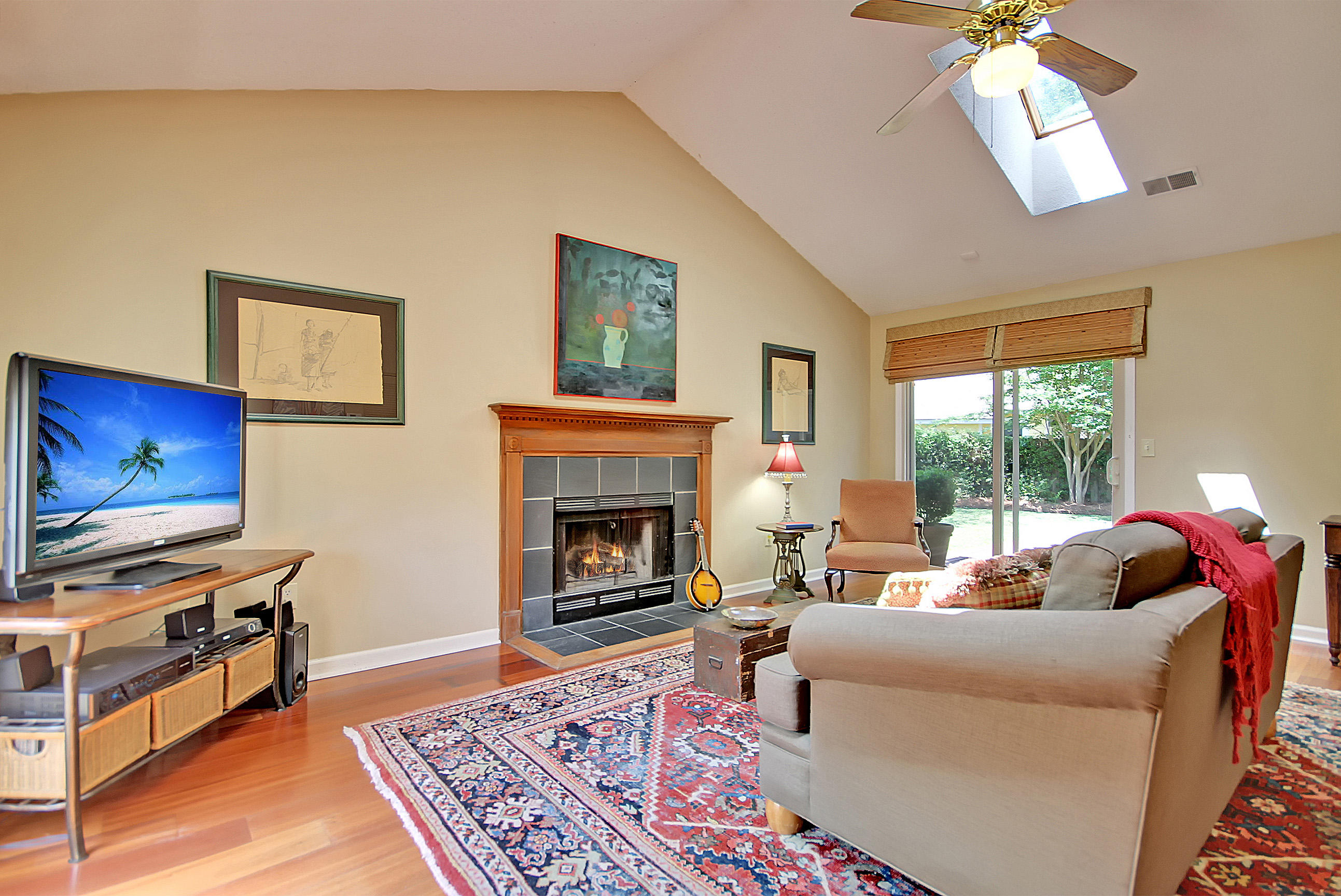 1261 Llewellyn Road Mount Pleasant, SC 29464 - Photo 13 of 27 Living Room
