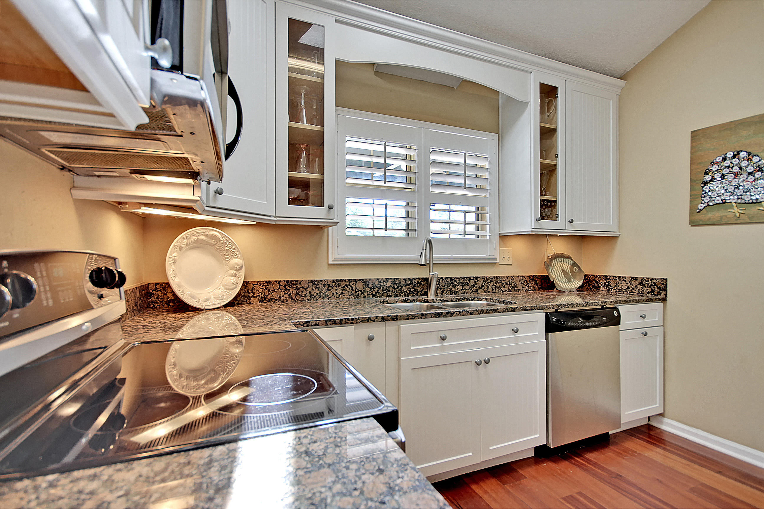 1261 Llewellyn Road Mount Pleasant, SC 29464 - Photo 4 of 27 Kitchen