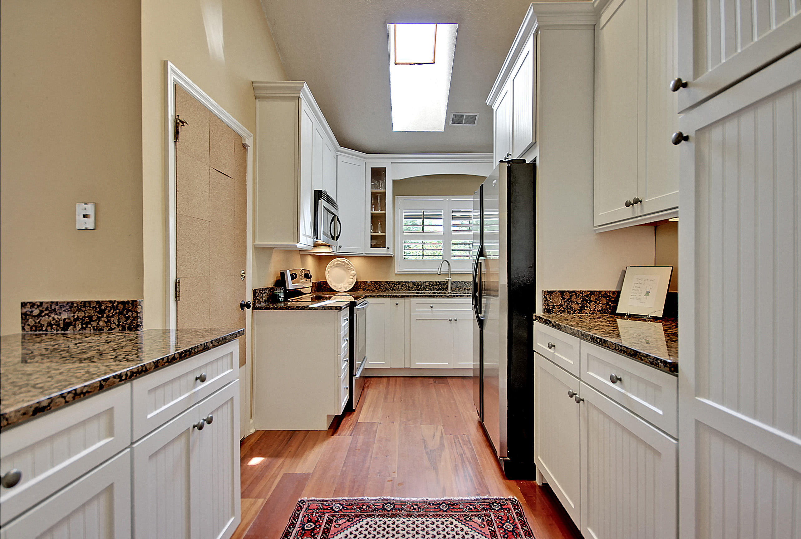 1261 Llewellyn Road Mount Pleasant, SC 29464 - Photo 6 of 27 Kitchen