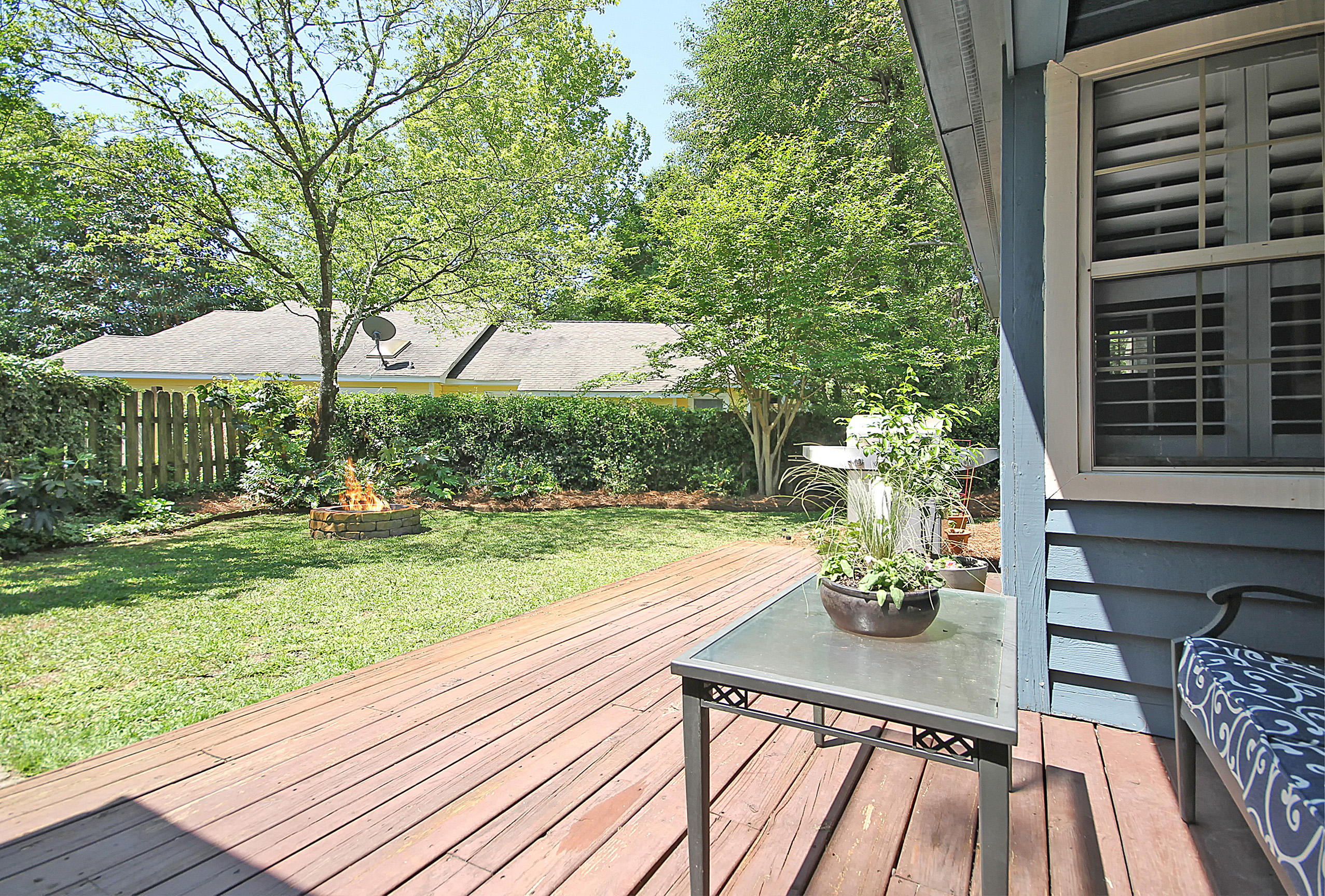 1261 Llewellyn Road Mount Pleasant, SC 29464 - Photo 7 of 27 Backyard