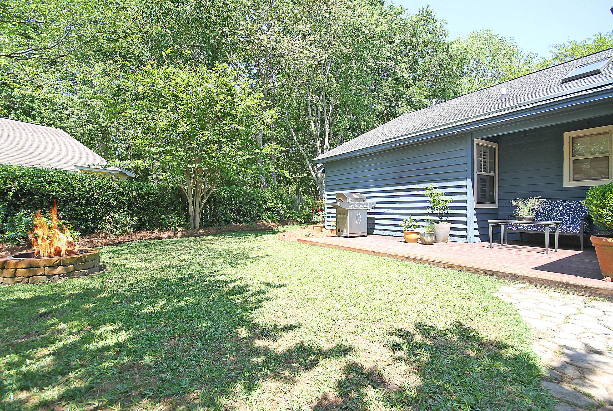 1261 Llewellyn Road Mount Pleasant, SC 29464 - Photo 8 of 27 Backyard