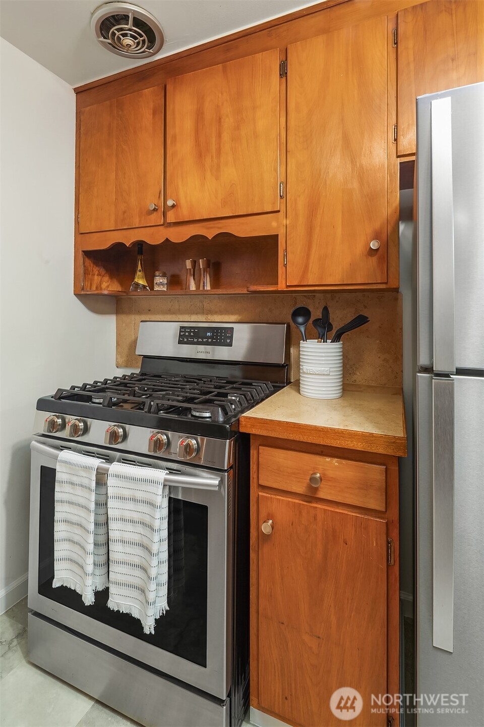 407 3rd Avenue North Edmonds, WA 98020 - Photo 12 of 30