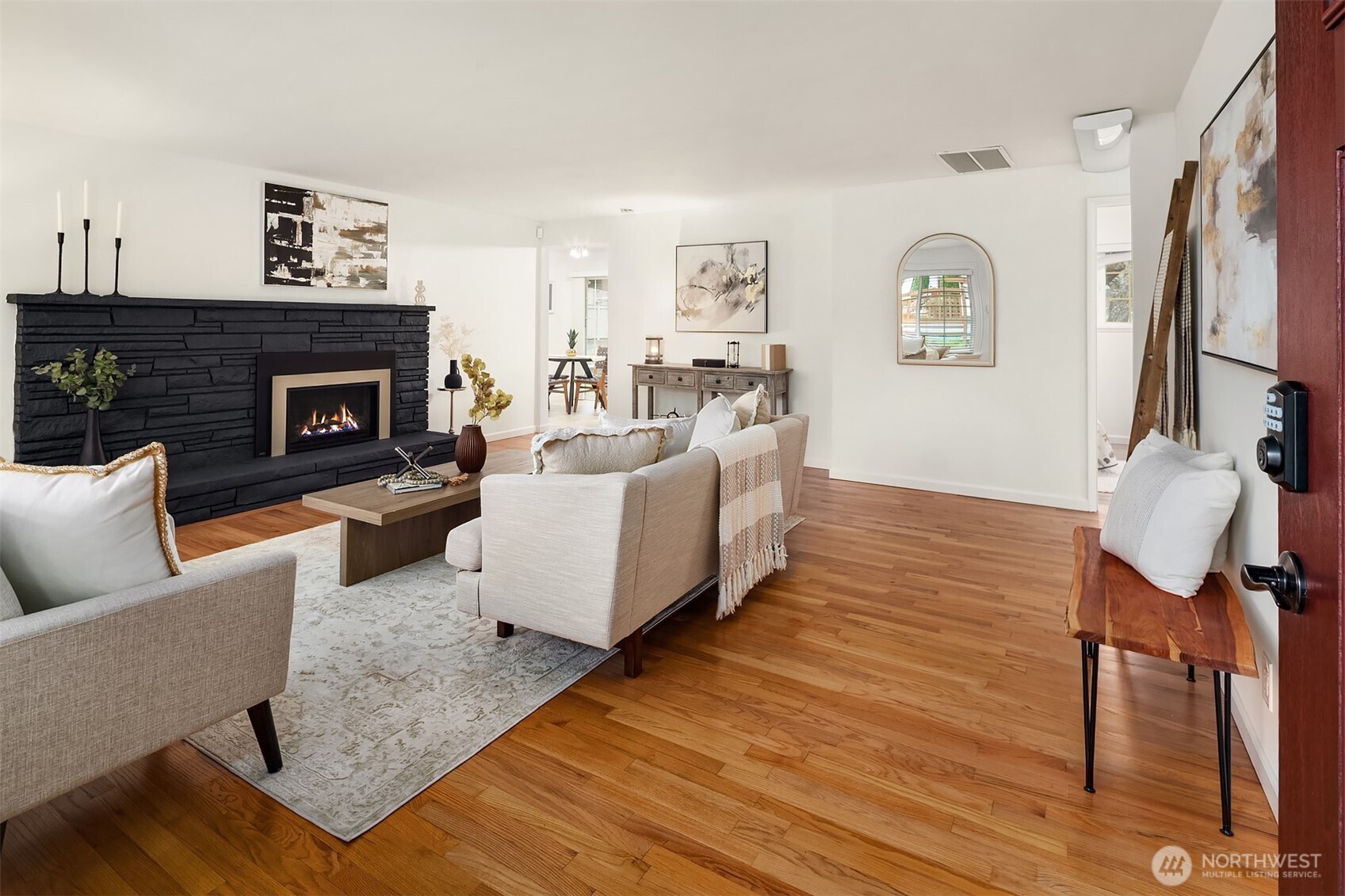 407 3rd Avenue North Edmonds, WA 98020 - Photo 3 of 30