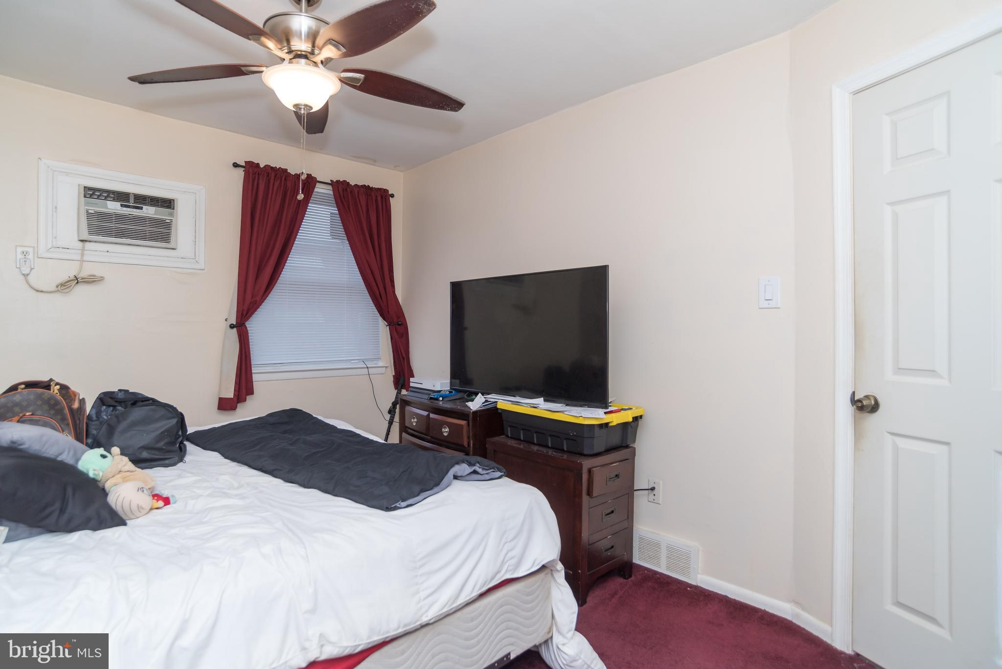 12516 Knights Road Philadelphia, PA 19154 - Photo 17 of 34 Unit 1