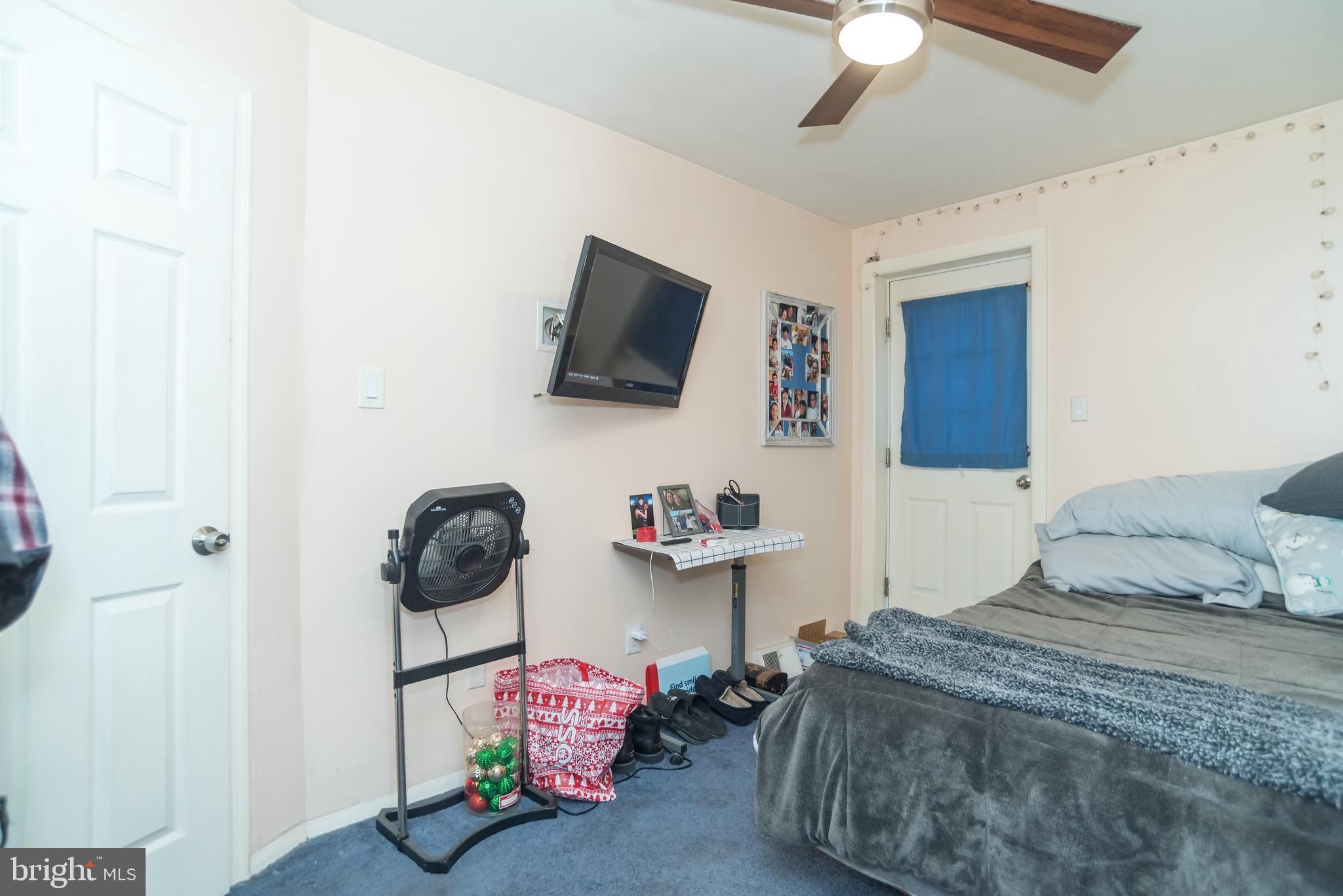 12516 Knights Road Philadelphia, PA 19154 - Photo 9 of 34 Unit 1