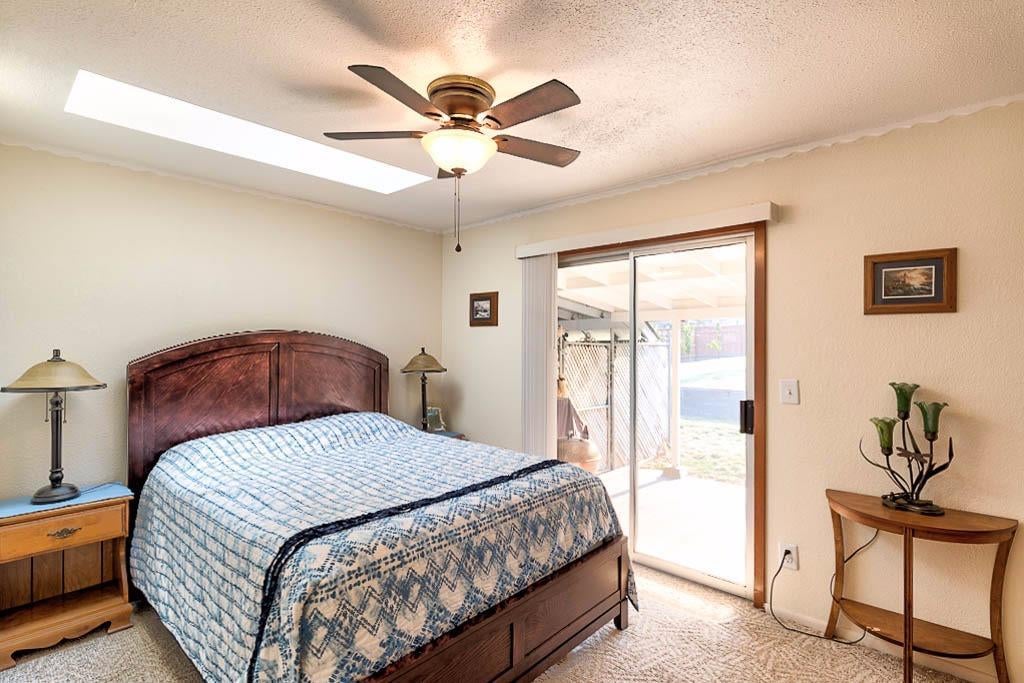 620 Crestview Loop Grants Pass, OR 97527 - Photo 9 of 16 Additional Photo