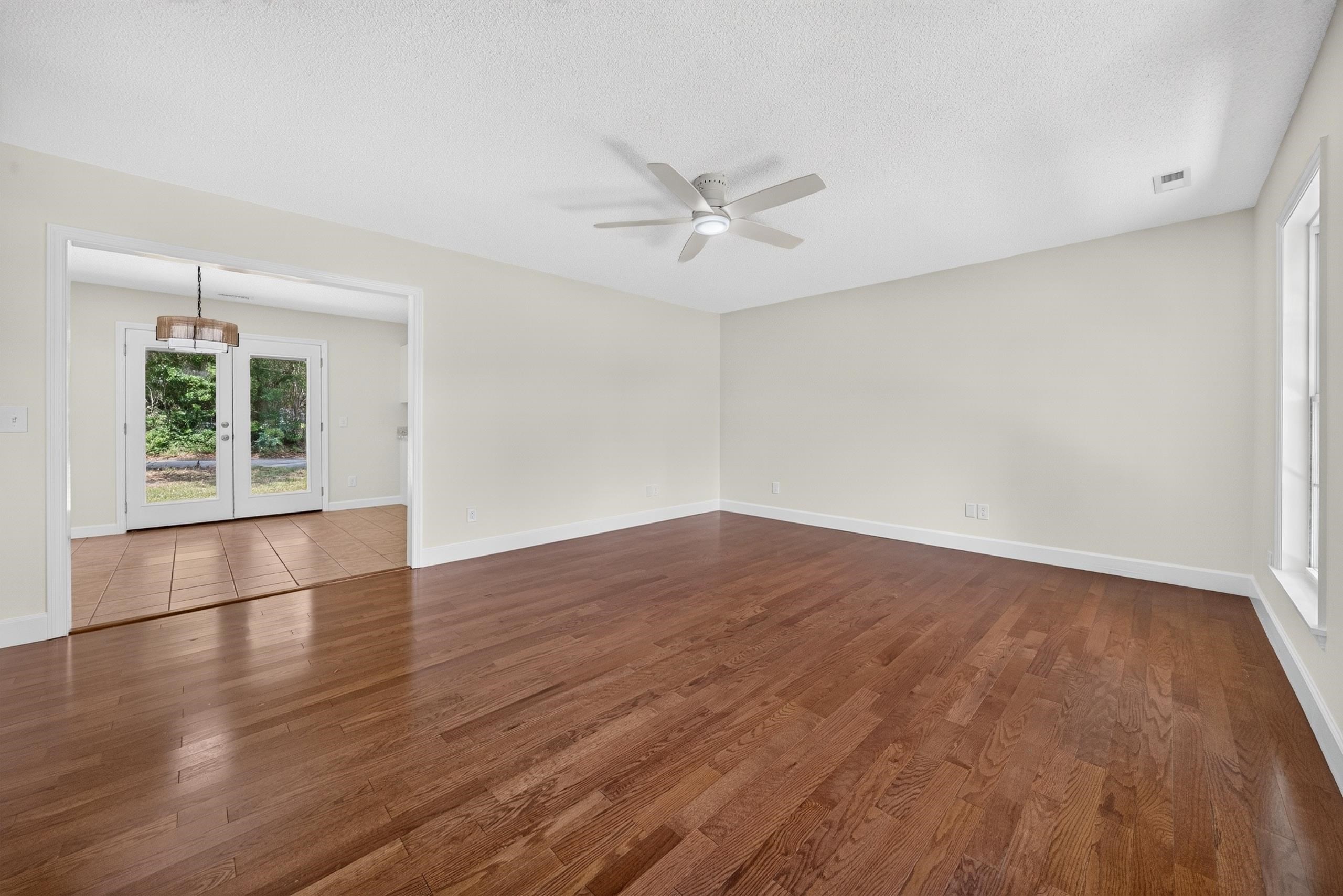 2212 South Island Road Georgetown, SC 29440 - Photo 4 of 41