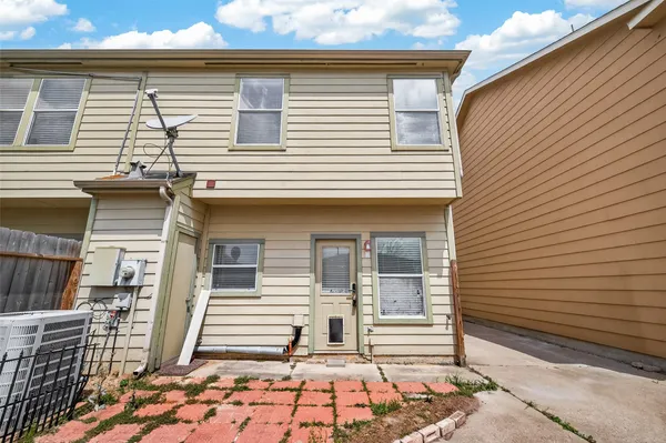 $1,850 | 16847 Mammoth Springs Drive, Houston, TX 77095