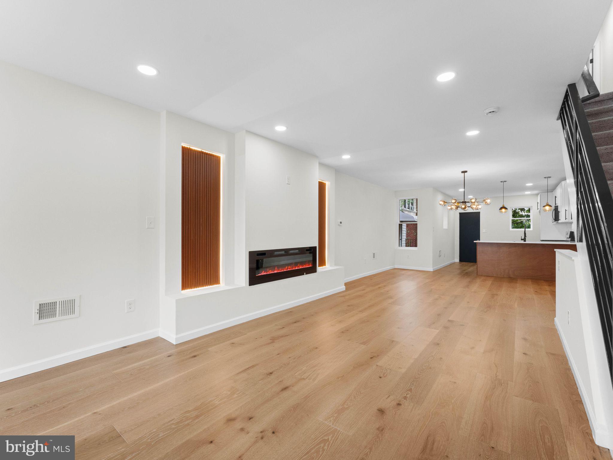 7153 North 19th Street Philadelphia, PA 19126 - Photo 4 of 36