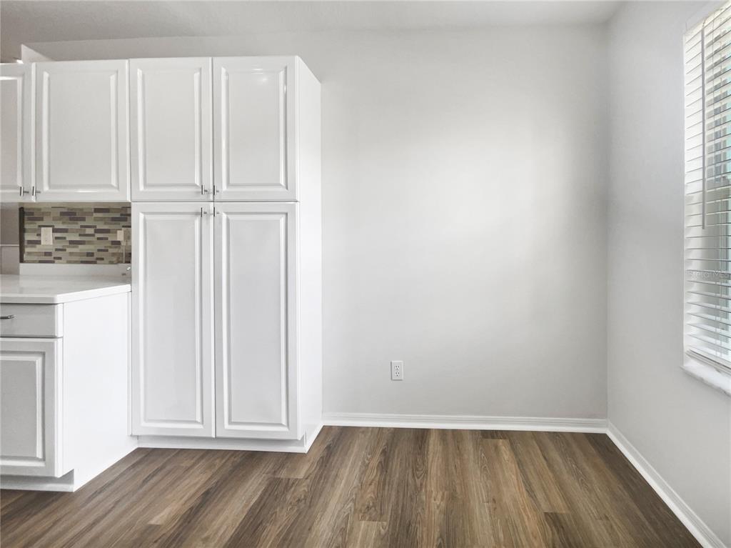 6629 Pineview Terrace, Unit 5201 Bradenton, FL 34203 - Photo 12 of 29