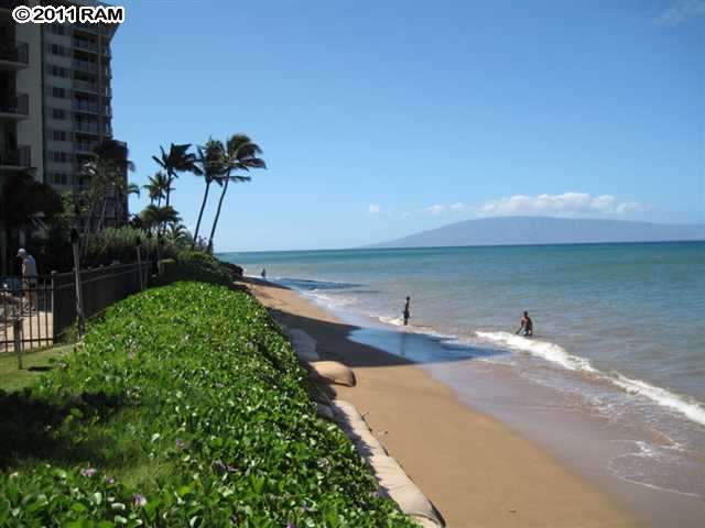 4401 Lower Honoapiilani Road, Unit A604 Lahaina, HI 96761 - Photo 25 of 29 a view of a lake