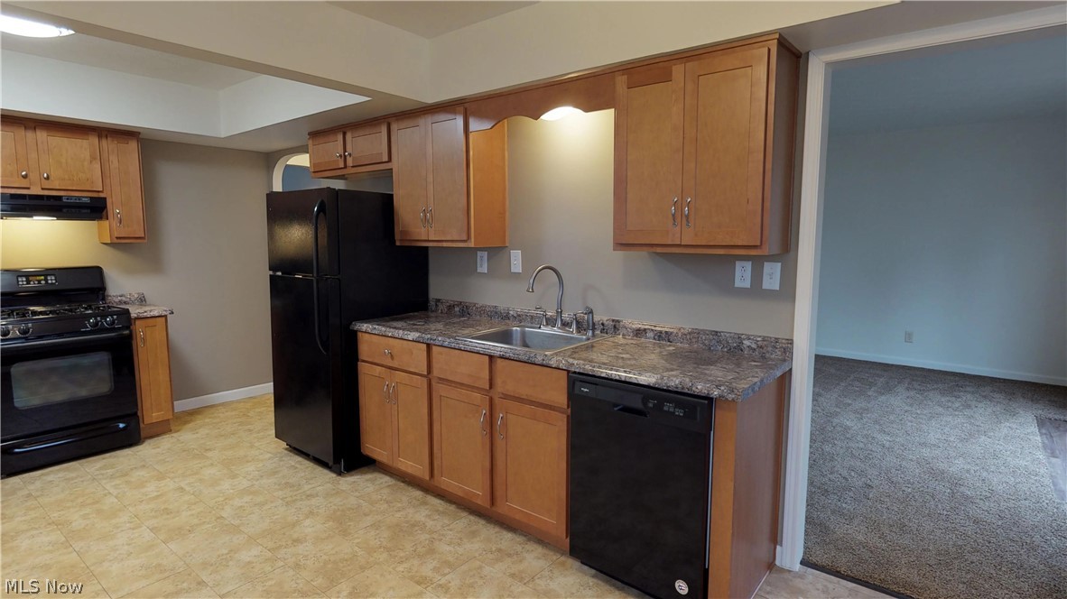 15817 Corkhill Road Maple Heights, OH 44137 - Photo 3 of 17 Gallery Image 3