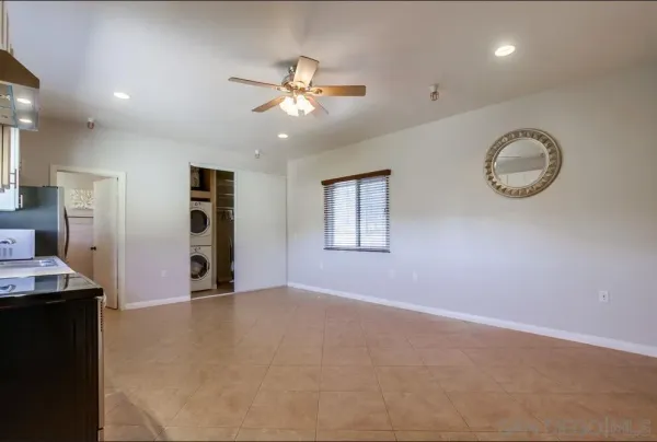 $2,350 | 2686 Canyon Crest Drive, Unit A, Escondido, CA 92027