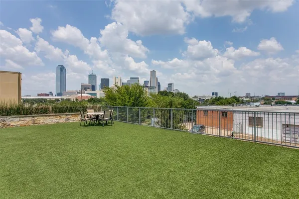 $315,000 | 1001 Belleview Street, Unit 602, Dallas, TX 75215