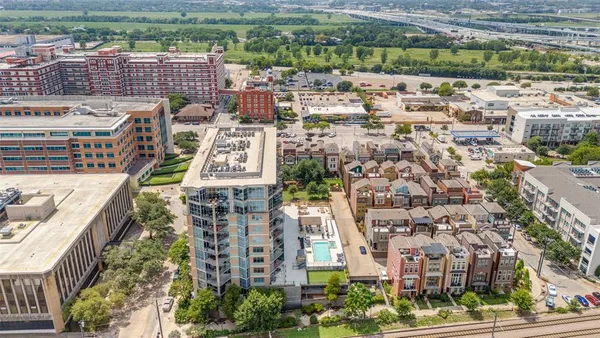 $315,000 | 1001 Belleview Street, Unit 602, Dallas, TX 75215