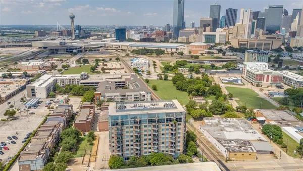 $315,000 | 1001 Belleview Street, Unit 602, Dallas, TX 75215
